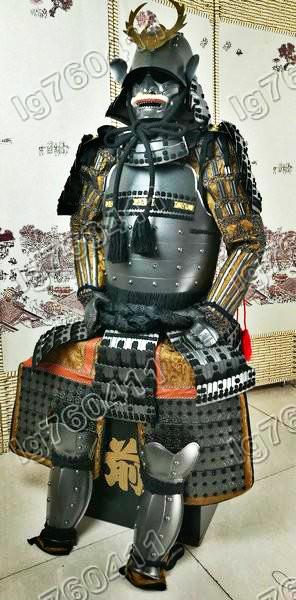 Iron & Silk Japanese wearable Rustung Samurai Armor dark silver O09