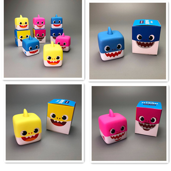 7.5CM BABY SHARK Music Box Soft Silicone Cartoon Music Shark Pokey Animal Toy kid Pinkfong SHARK MOMMY DADDY GRANDPA GRANDMA Blue Red yellow