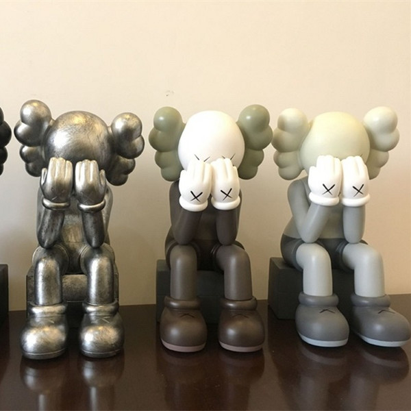 Classic Original Fake Kaws Action Figures Sitting Thought Collection Toy Fashion Table Desk Decor Collectible Model Toys 85xc WW