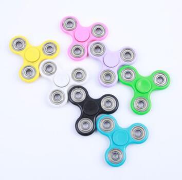 50%off discount baby EDC fridget spinner toys finger spinner fashion hot designs decompression anxiety toys wholesale mini 50pcs