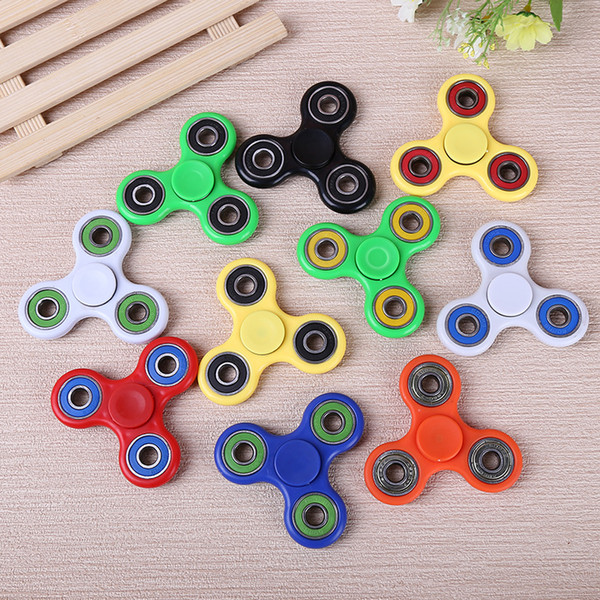 Fingertip gyroscope Tri-Spinner Fidget Toy Plastic EDC Hand Spinner For Autism and ADHD hand spinner EDC Sensory Fidget Spinners