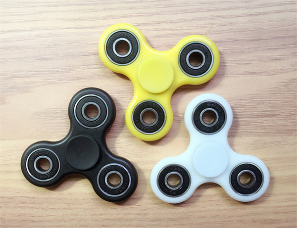 Factory Fingertip gyroscope Tri-Spinner Fidget Toy Plastic EDC Hand Spinner For Autism and ADHD hand spinner EDC Sensory Fidget Spinners