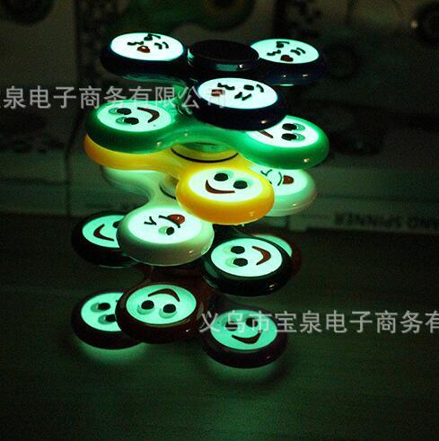 Luminous toys finger gyro girdle glowing gyro three leaf gyro