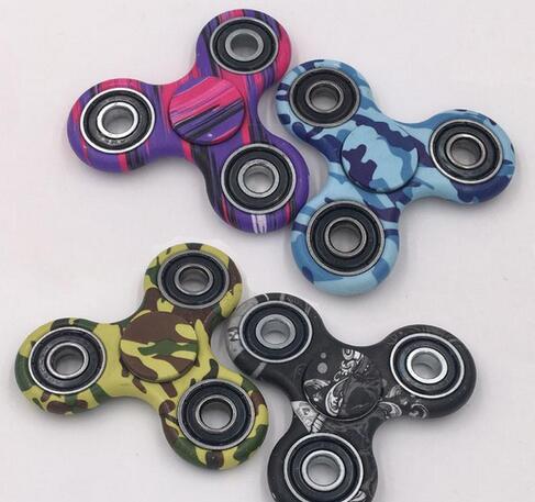 Camouflage Tri Fidget Spinner camouflage Hand Fingertip Spinner Gyro Cross Style EDC Torqbar Handspinner Desk Free DHL