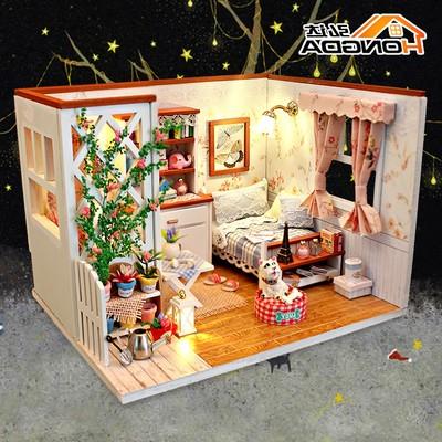 2019 Assemble DIY Doll House Toy Wooden Miniatura Doll Houses Miniature Dollhouse toys With Furniture LED Lights Birthday Gift