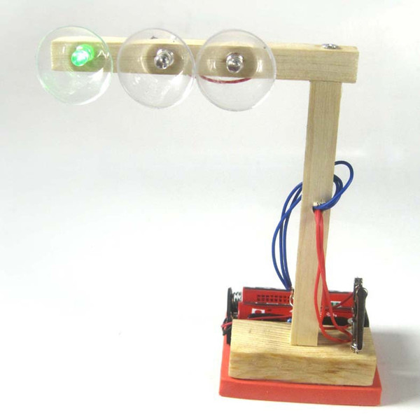 Traffic light model science and technology production of manual intelligence science experiment