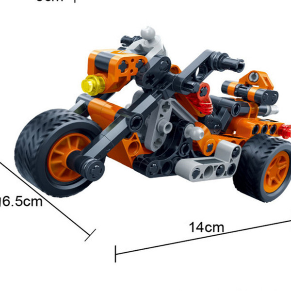 The toy car back to small particles of children's educational ideas - moto 6961 assembled block model