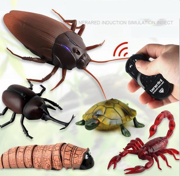 Hot Sale Infrared Remote Control Ants Cockroaches Spiders Remote Control Mock Fake Animal Trick Kids Gift Remote Control Animal Toy