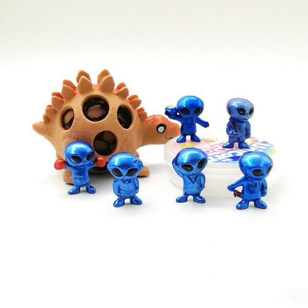 PVC Three Dimensional Alien Toys Cartoon Mini Capsule Doll Toy Cute Plastic Easy To Carry Ornament