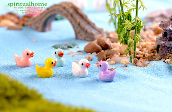 Little yellow duck doll toy accessories moss micro landscape decoration resin crafts creative decoration jewelr Doll Accessories