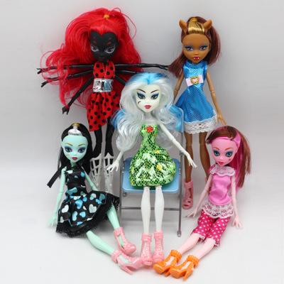 Monster hight school Doll Moveable Body Girls Toys Gift Children's Accompanying Toys Monster Moppet with Costume