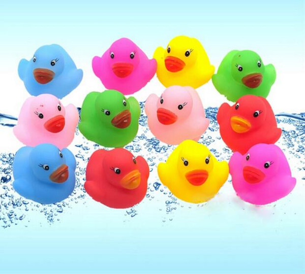 Kawaii Ducky Bath Toys Colorful Baby Children Water Play Toy Cute Rubber Squeaky Sounding Duck 3.5*3.5*3cm