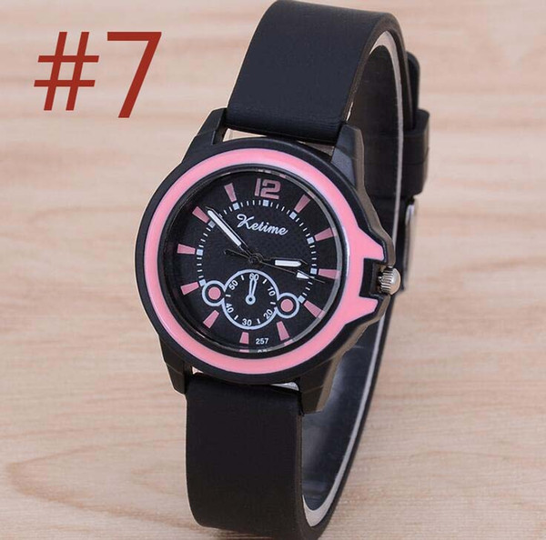 Factory wholesale children's silicone luminous watch Cute quartz watch primary school girl table children's watch