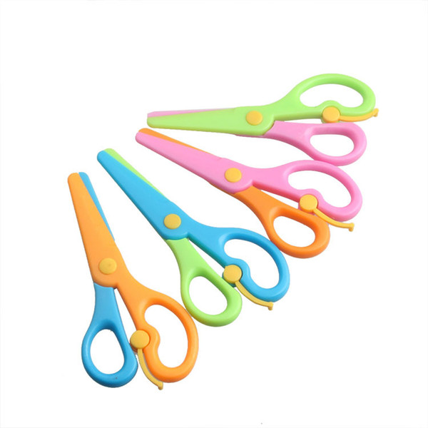 New 1 Pcs 137mm Mini Safety Round Head Plastic Scissors Student Kids Paper Cutting Minions Supplies for Kindergarten School