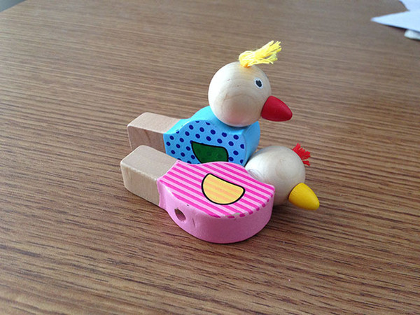 Wholesale-1Pcs Cartoon bird whistle baby jewelry pendant wooden musical toys wooden toys toy musical instruments