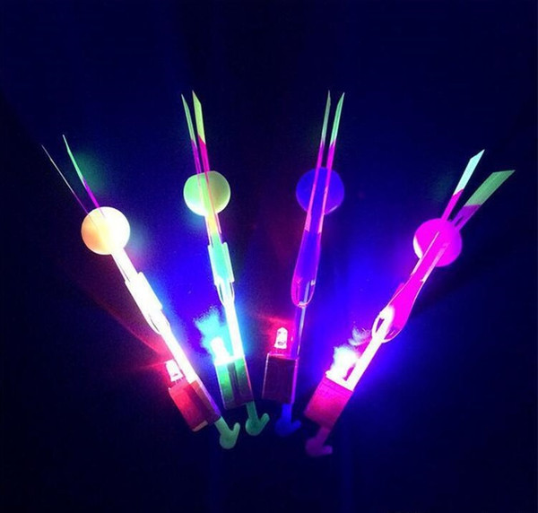 Hot sale luminescence small Flying arrow LED Flying toy Children's luminous toy Dragonfly ejection toy WCW217