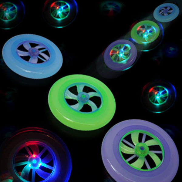 Free shipping New Speical Colorful Fashion Hot Spin LED Light Magic Outdoor Toy Flying Saucer Disc Frisbee UFO Kid Toy TY378