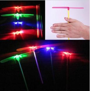 Free Ship 100pcs LED Flashing Glow Bamboo Dragonfly LED Flying Fairy Helicopter LED Glow Party Disco Wedding Christmas Gift