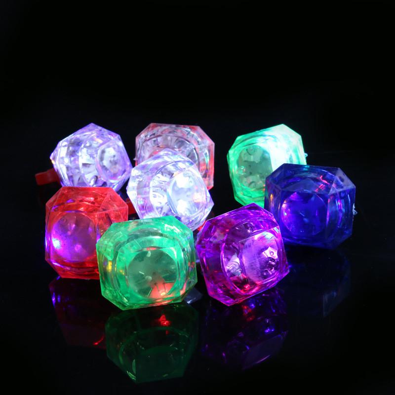 Large Diamond Ring Luminous LED Rings Emitting Products LED Flashing Light Ring Party Disco Finger Lights Halloween Christmas Festival Light