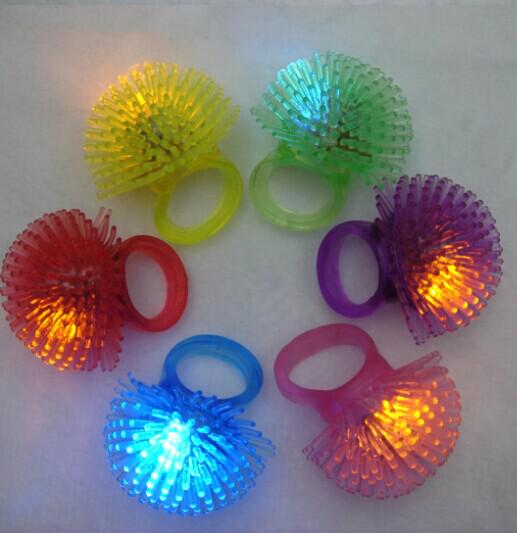 Halloween Prom LED Flash Finger Ring Plush Hand Laser Light Kids Toys Elastic Rubber Blinking Ring For Party Bar Christmas Gift