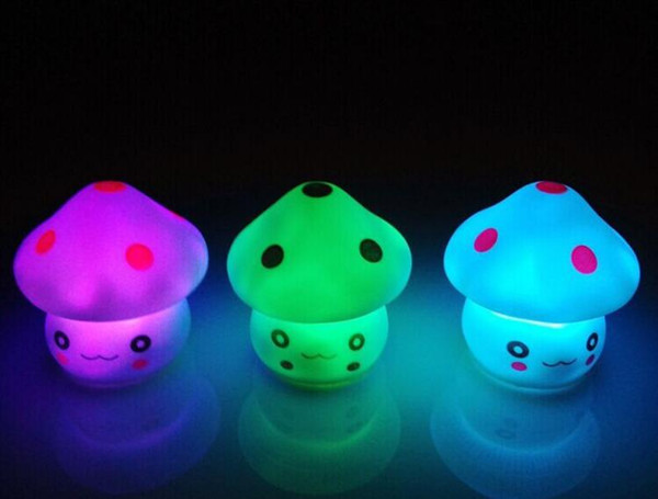 New Cute LED Mushroom Lamp 6.5cm Color Changing Party Lights Mini Soft Baby Child Sleeping Nightlight Novelty Luminous Toy Gift