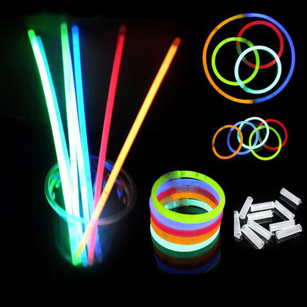 Wholesale Rushed Sale 20CM Glow Stick Bracelets Necklaces Neon Party LED Flashing Light Wand Novelty Toy Vocal Concert Flash Sticks