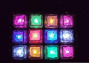 LED Ice Cube Light 7 Color Changing Flash Crystal Cube Romantic for Party Wedding