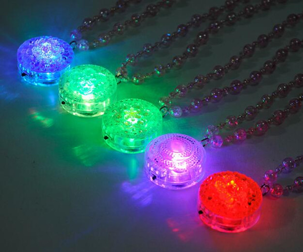 New flash beads necklace spread hot toys children luminous night market wholesale LED creative