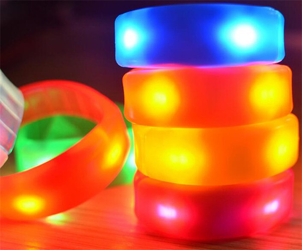 Sound Control Music Activated Led Flashing Bracelet Light Up Bangle Wristband Night Club Activity Party Bar Disco Cheer 7colors D866