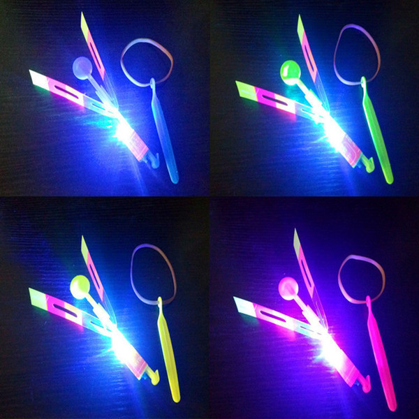 Amazing Flashing Led Arrow Rocket Helicopter Rotating Flying cs Light Up For Kids Party Decoration Gift T1I373