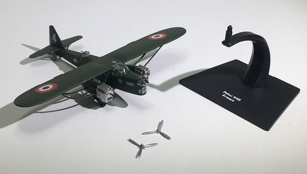 IXO France World War II Alloy Bomber Model 1:144 Porters Potez540 Plastic Ornaments Toy Collection Gift 