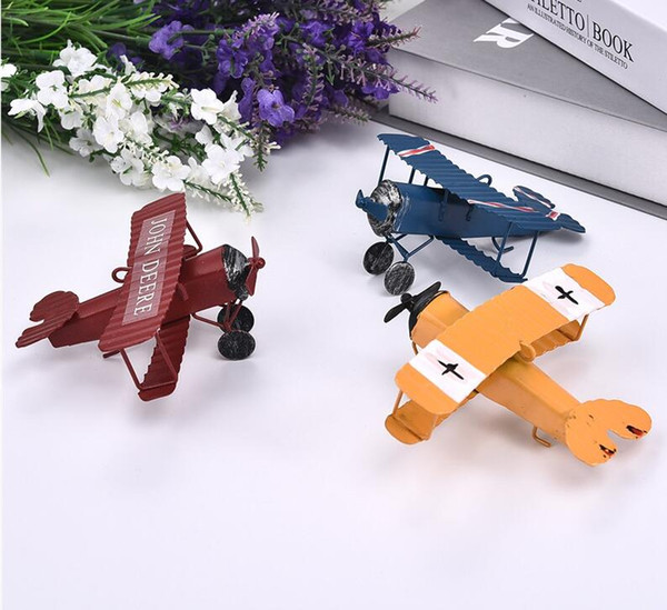 Vintage Iron Aircraft Model Antique Ornaments Airplane Figurines Status Metal Plane Home Garden Decorations Kids Gift