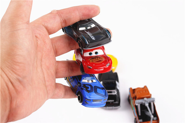 alloy car toy 6 style 1: 64 Alloy back to the car mini children's toy off-road car family Educational model Toys