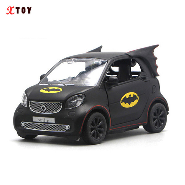 Batmobile Pull Back Car Bats Cartoon Alloy Model Acousto-optic Toys For Children Boys Toys Monster Mini Cars Christmas Gifts J190525