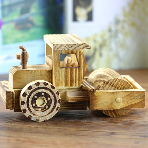 Manufacturers wholesale antique wooden handicrafts, home Decoration, wooden children's toys, simulation roller. Engineering vehicles