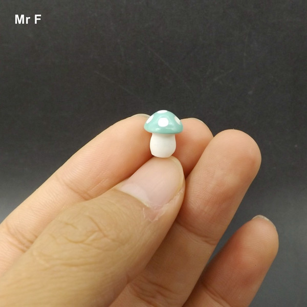 Blue Mini Mushroom Models Cute Miniatures Tiny Micro Landscape DIY Toy Kid Artificial Simulation Figurines Perceive Learning Game