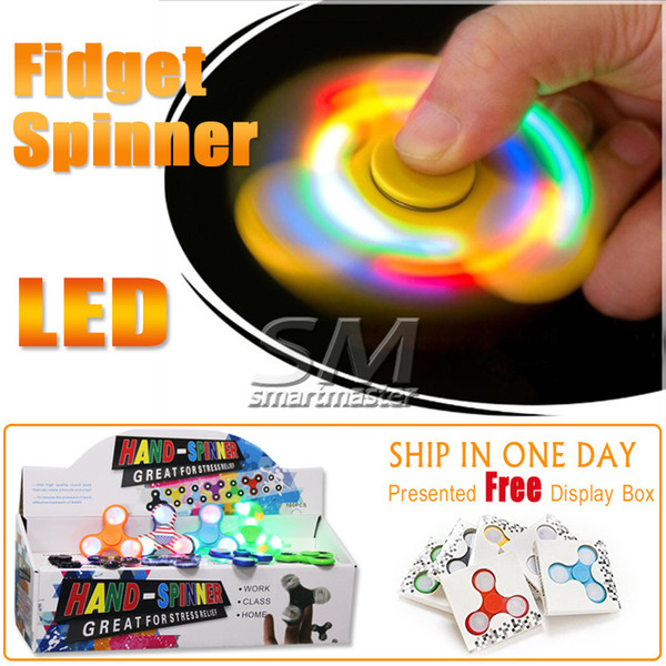 2017 LED Light Up Hand Fidget Spinner Top Quality Triangle Finger Spinning Top Colorful Decompression Fingers Tip Tops Toys