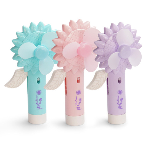 The new hand-pressure spray mini sunflower humidification fan, children's toys convenient press water spray fan, summer essential artifact!