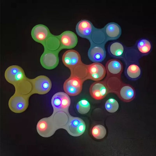 2017 LED Light Up Hand Spinners Fidget Spinner Top Quality Triangle Finger Spinning Top Colorful Decompression Fingers Tip Tops Toys