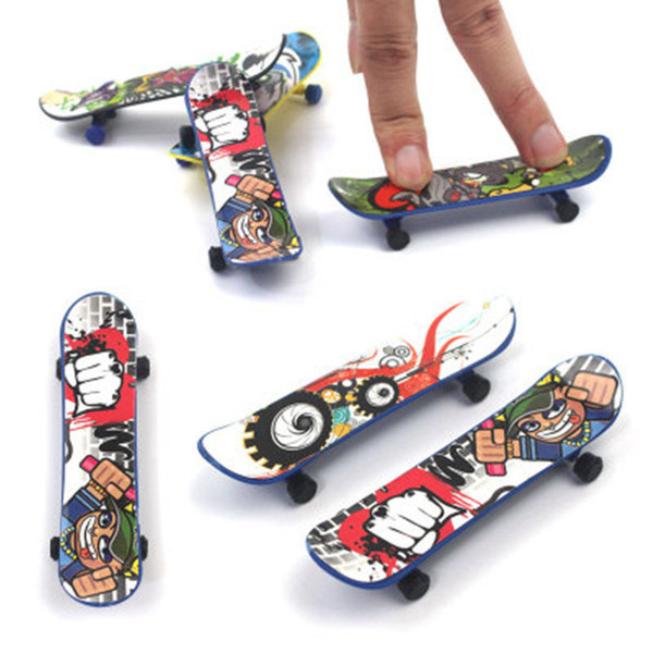 Mini Skate Fingerboard truck Print professional Plastic Stand Finger Board Skateboard Finger Skateboard Hand Wrist Finger Exercise Toy mix