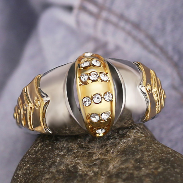 Women Men Unique Warrior Rings - Golden Silver Alloy Rhinestone Exaggeration Ring for Men Punk Biker Jewelry US Size 7-10