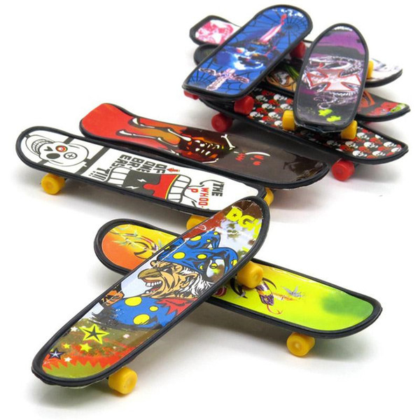 Novelty Finger Board Skate Truck Multicolor Fingerboard Funny Finger Skateboard Learning Tools Mini Skateboard for Kid Toy Children Gift