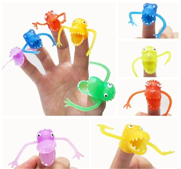 Novelty plastic dinosaur refers to the occasional storyteller Mini dinosaur finger sleeve can be installed small toys