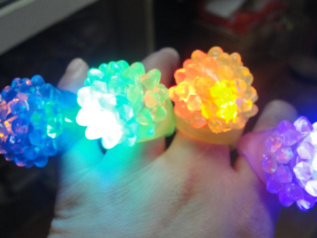 2014 Hot Selling Cool Led Light Up Flashing Bubble Ring Rave Party Blinking Soft Jelly Glow Party favor