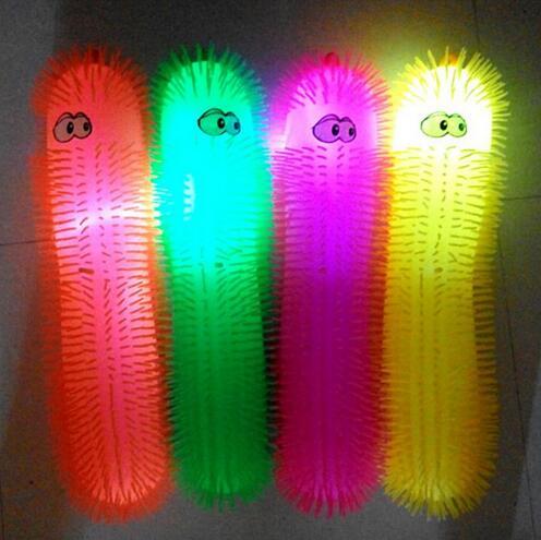 3PC Light-Up Toys Luminous Caterpillars Vent Toys Kids Inflated Toy Gift Pattern Color Random