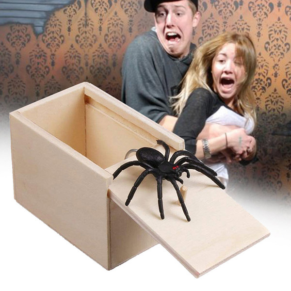 Novelty Hilarious Scary Box Spider Prank Wooden Scarybox Joke Gag Toy No Word Random color