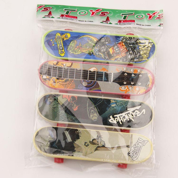 4 PCS Plastic Finger Skateboard Novelty With Bearing Wheels Mini Finger Board Skateboards Kids Fascinating Toys