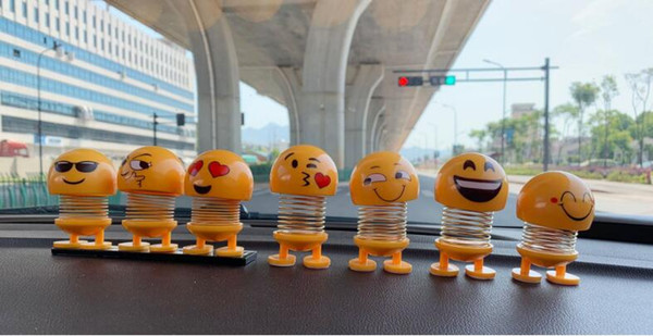 Shaking Emoji Dolls Emoji Shaking Head Doll QQ Expression Bao Dude Head Shaking DollS Funny Toys for Kids Gift Color Box Packing