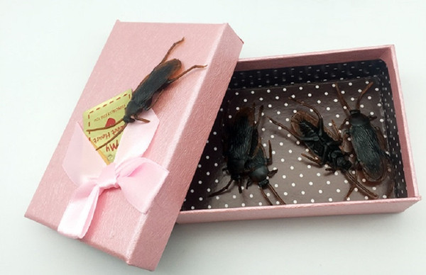 Funny Joke Tricky Toys 8 Pcs Per Gift Box- Fake Roaches Prank - Cockroach Bugs Look Real