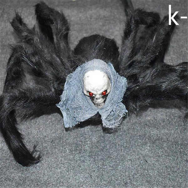 Halloween decorations are like skull spiders Creative toys Halloween gift A bit of a spoof holiday decoration